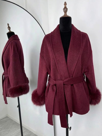 Manteau Court Femme - Portefeuille à Poignets En Fourrure